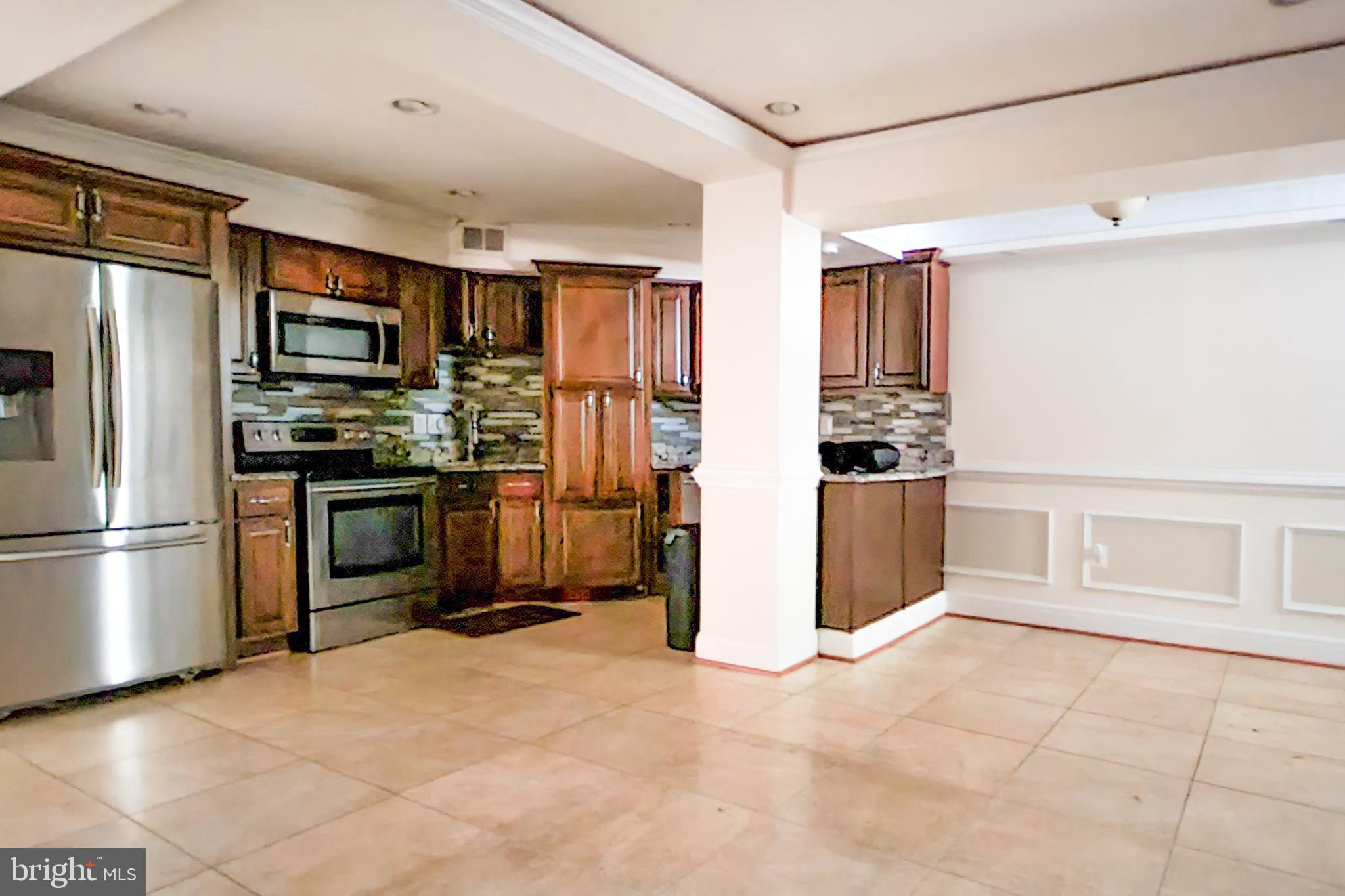 1636 19TH STREET NW DOWNSTAIRS