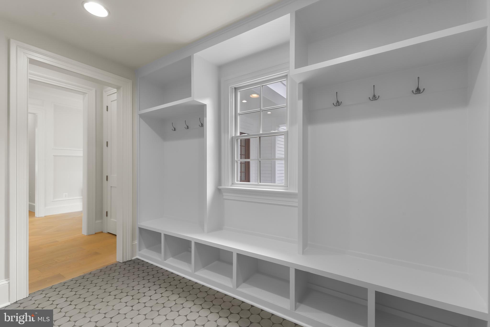 PLYMOUTH HAVEN - Residential