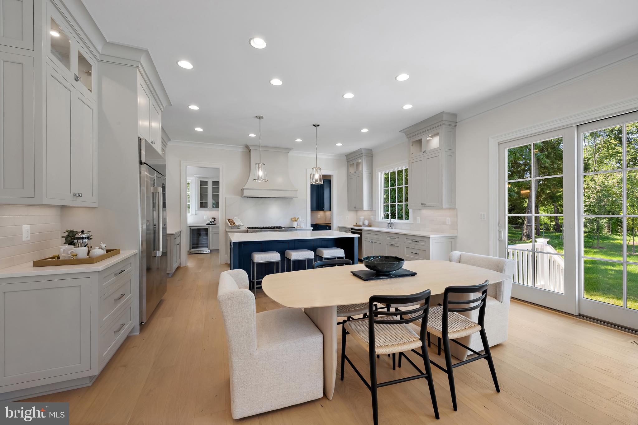 PLYMOUTH HAVEN - Residential