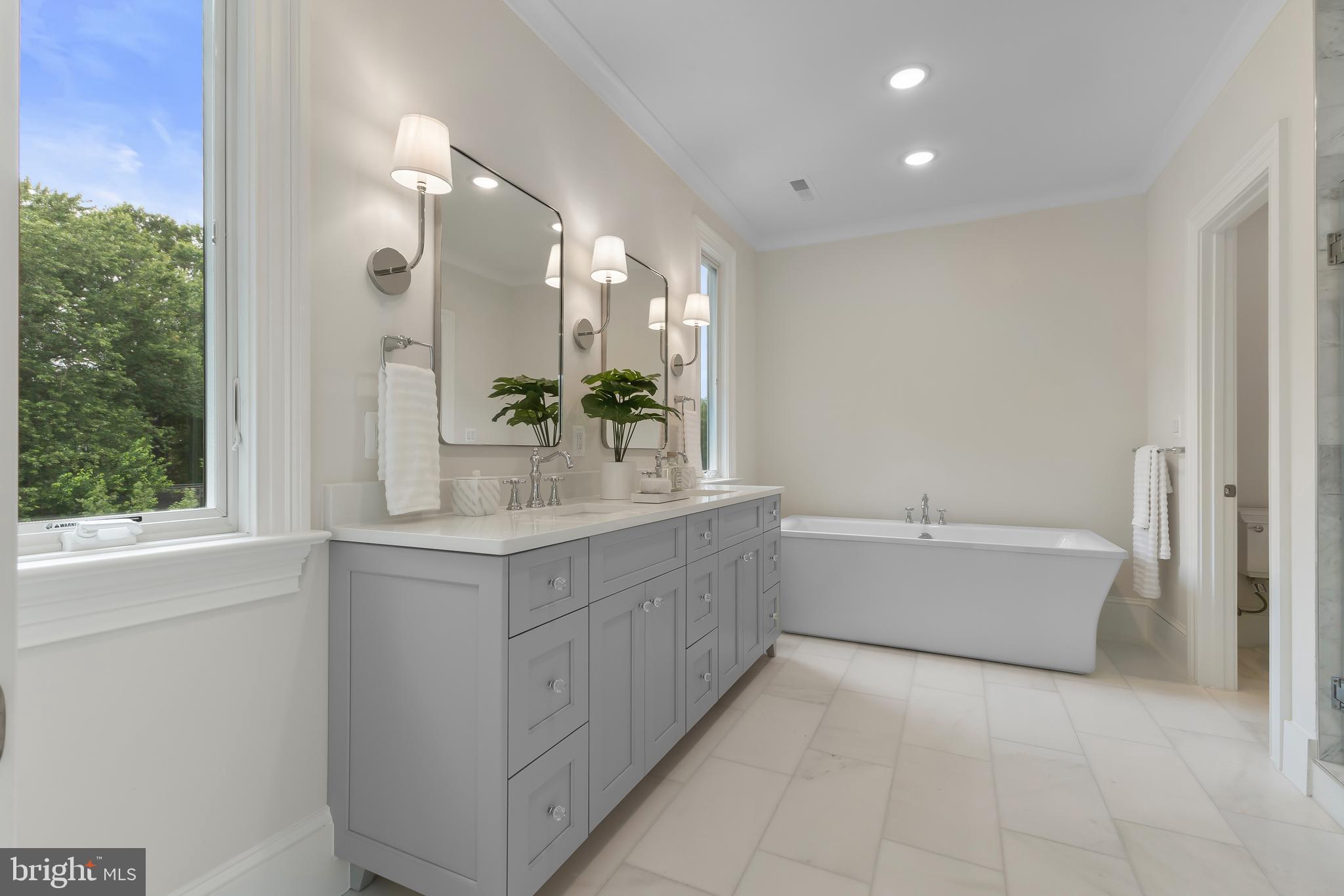 PLYMOUTH HAVEN - Residential