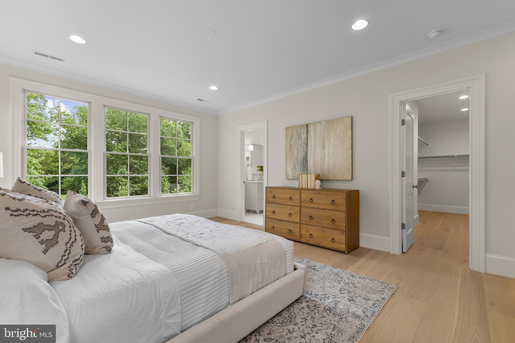 PLYMOUTH HAVEN - Residential