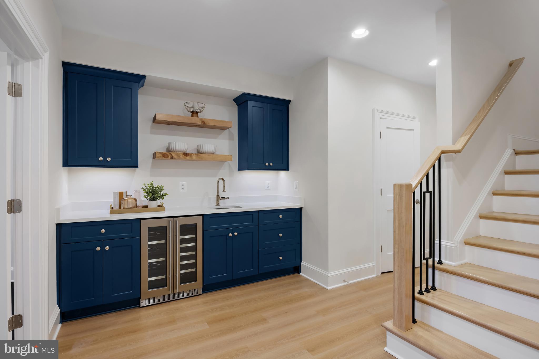 PLYMOUTH HAVEN - Residential