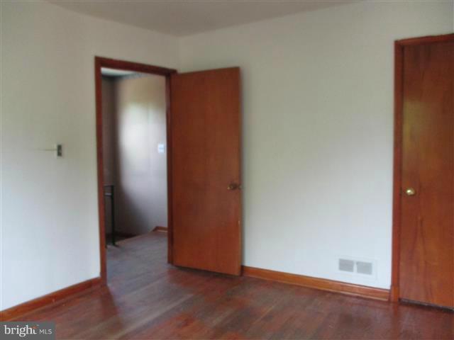 PARKVILLE - Residential