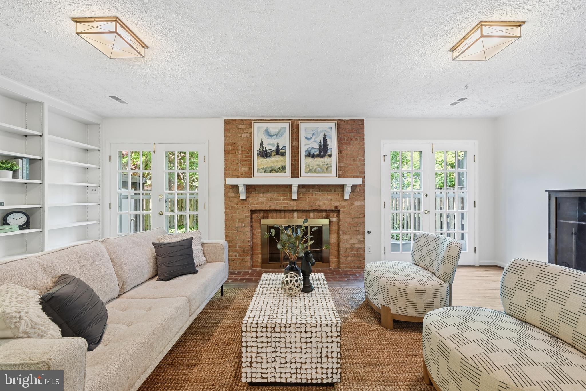 2311 N GLEBE ROAD