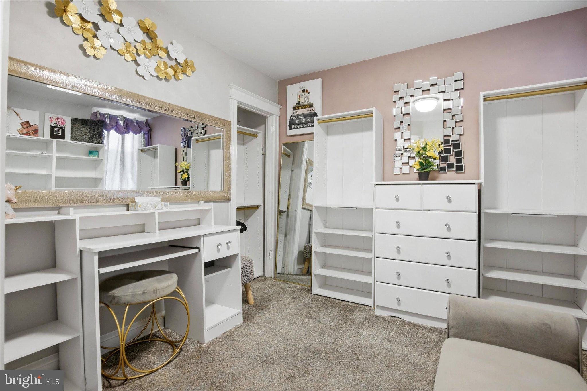 WEST OAK LANE - Residential