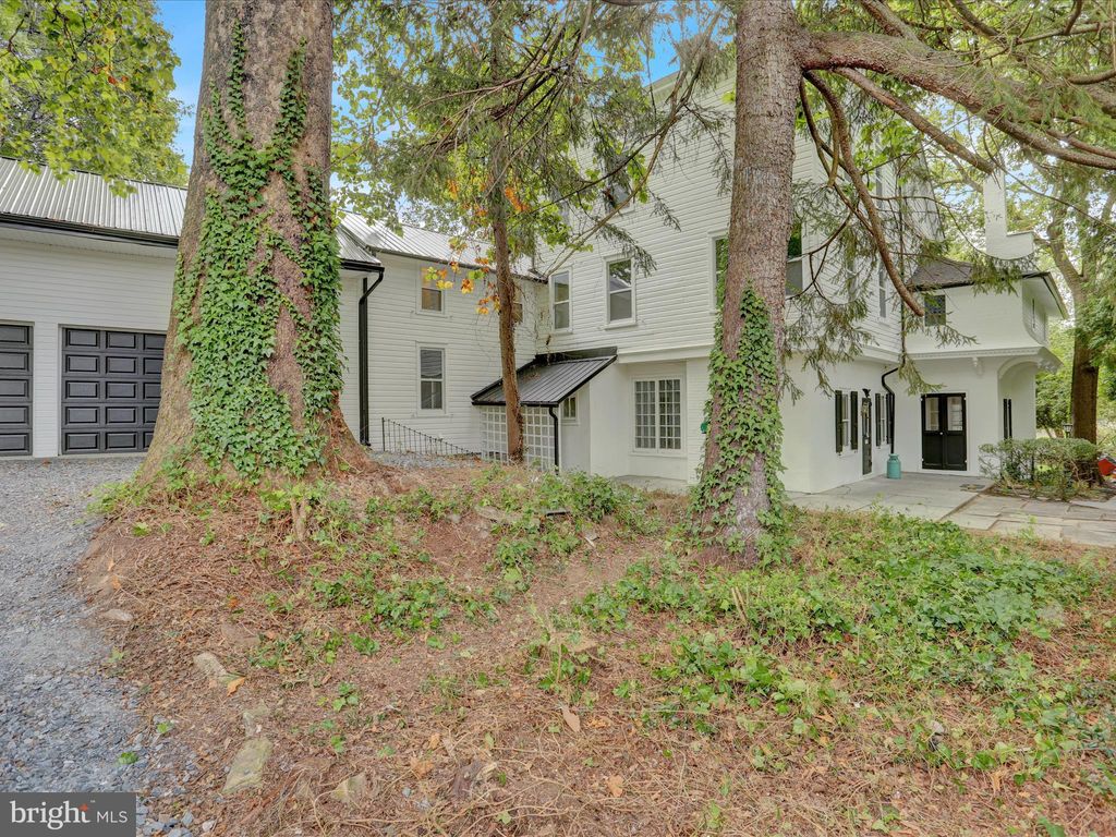 Photo of 1 Wyomissing Hills Boulevard, READING, PA 19609 (MLS # PABK2068778)