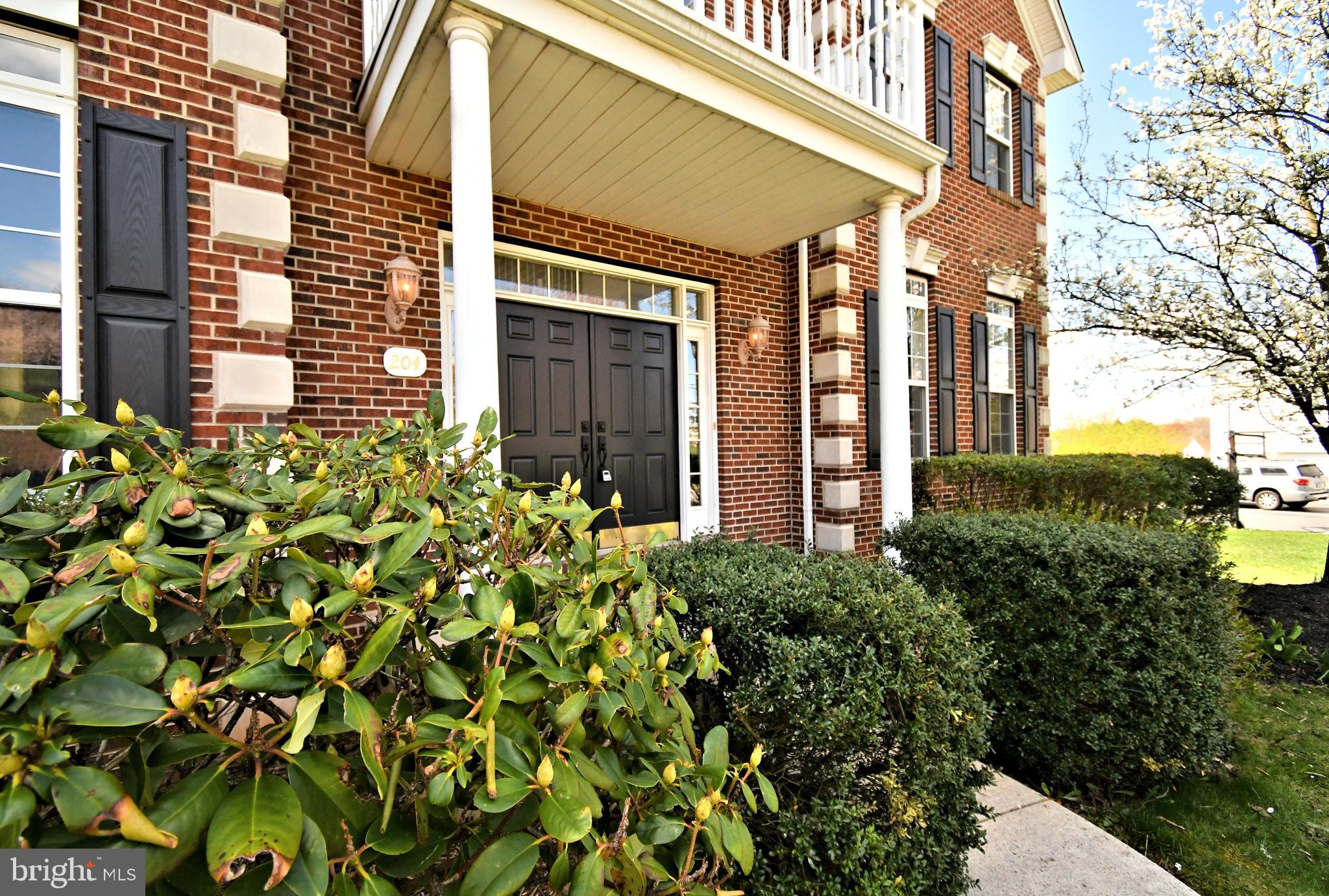 204 GRASSHOPPER LANE