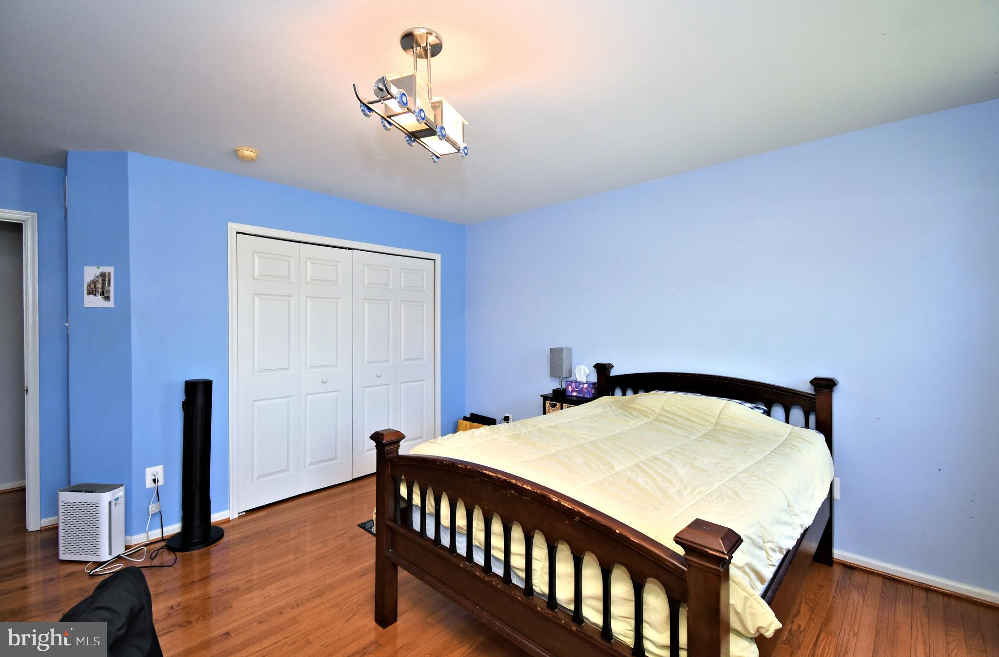 RITTENHOUSE ESTATE - Residential