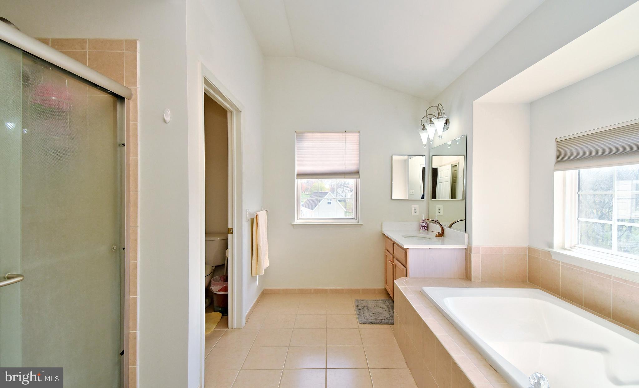 RITTENHOUSE ESTATE - Residential