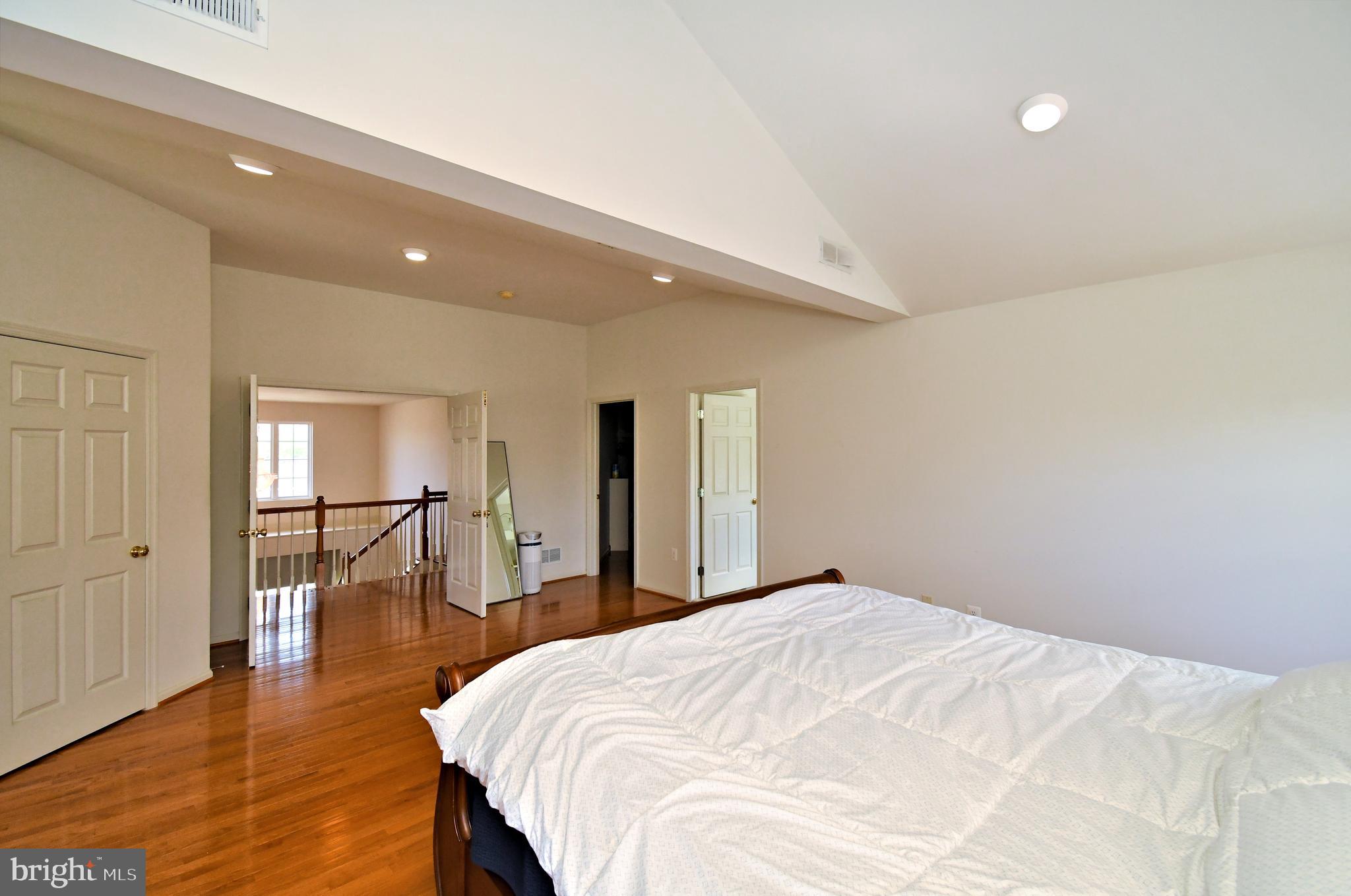 RITTENHOUSE ESTATE - Residential