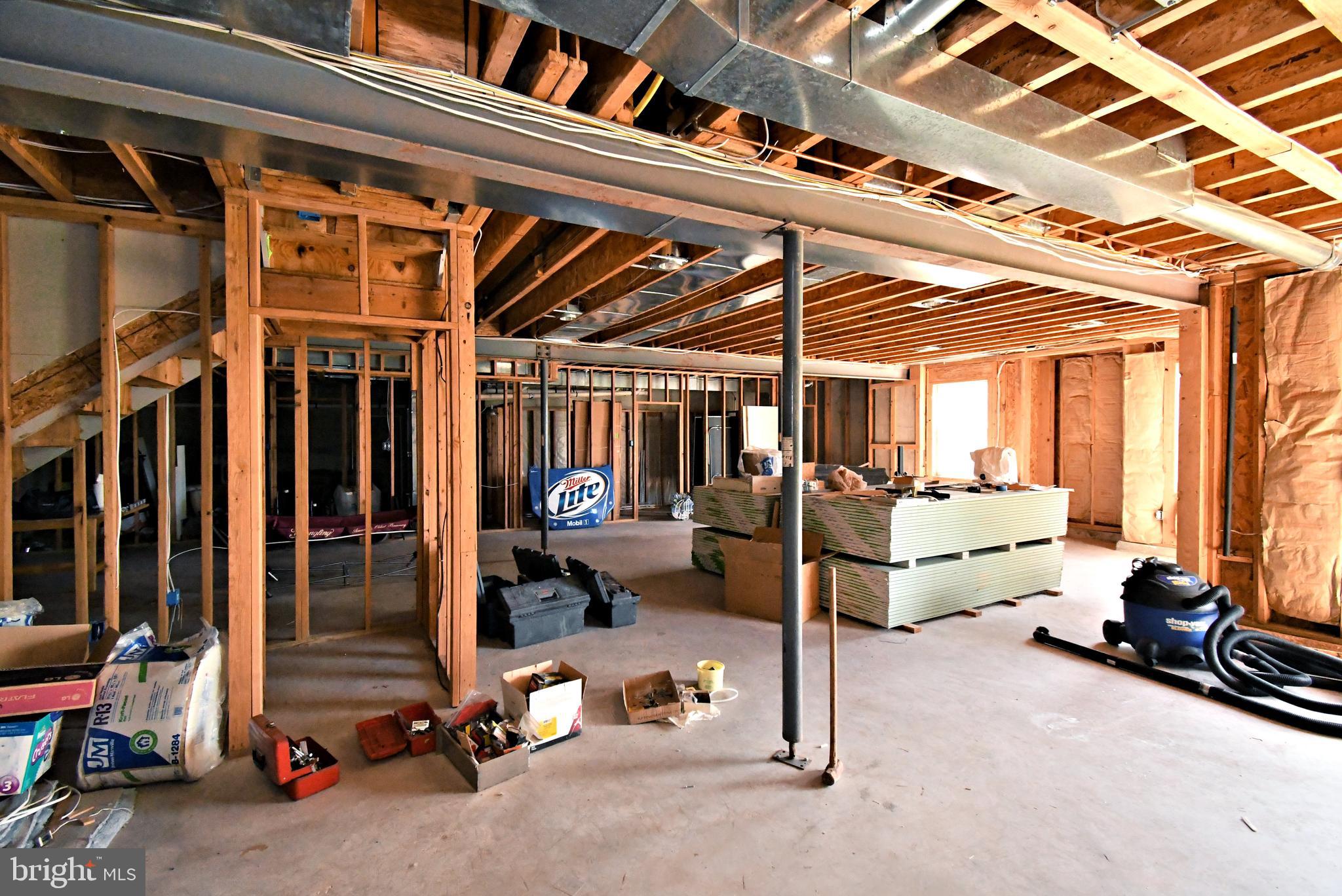 RITTENHOUSE ESTATE - Residential