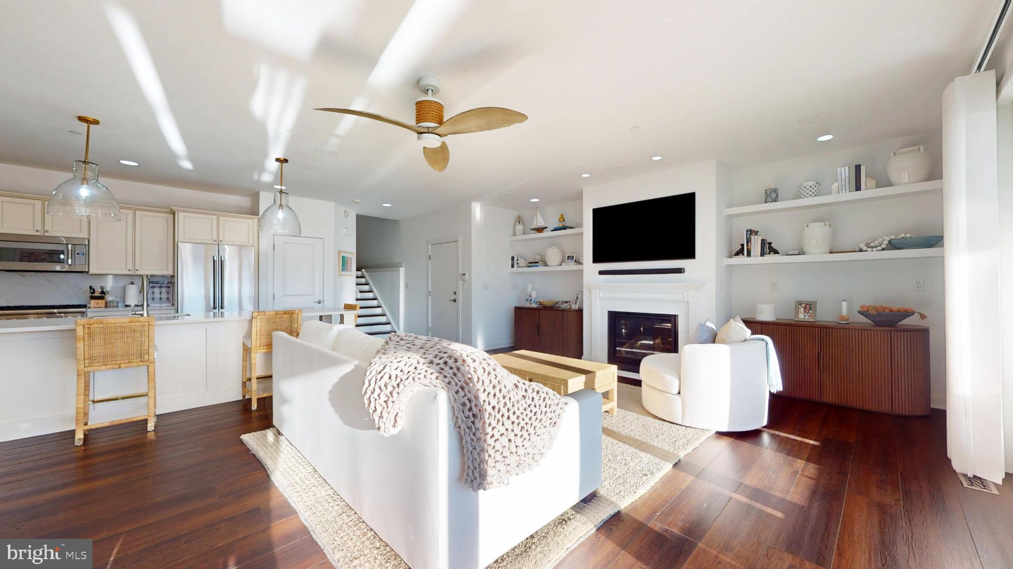 1803 PLEASANT AVENUE