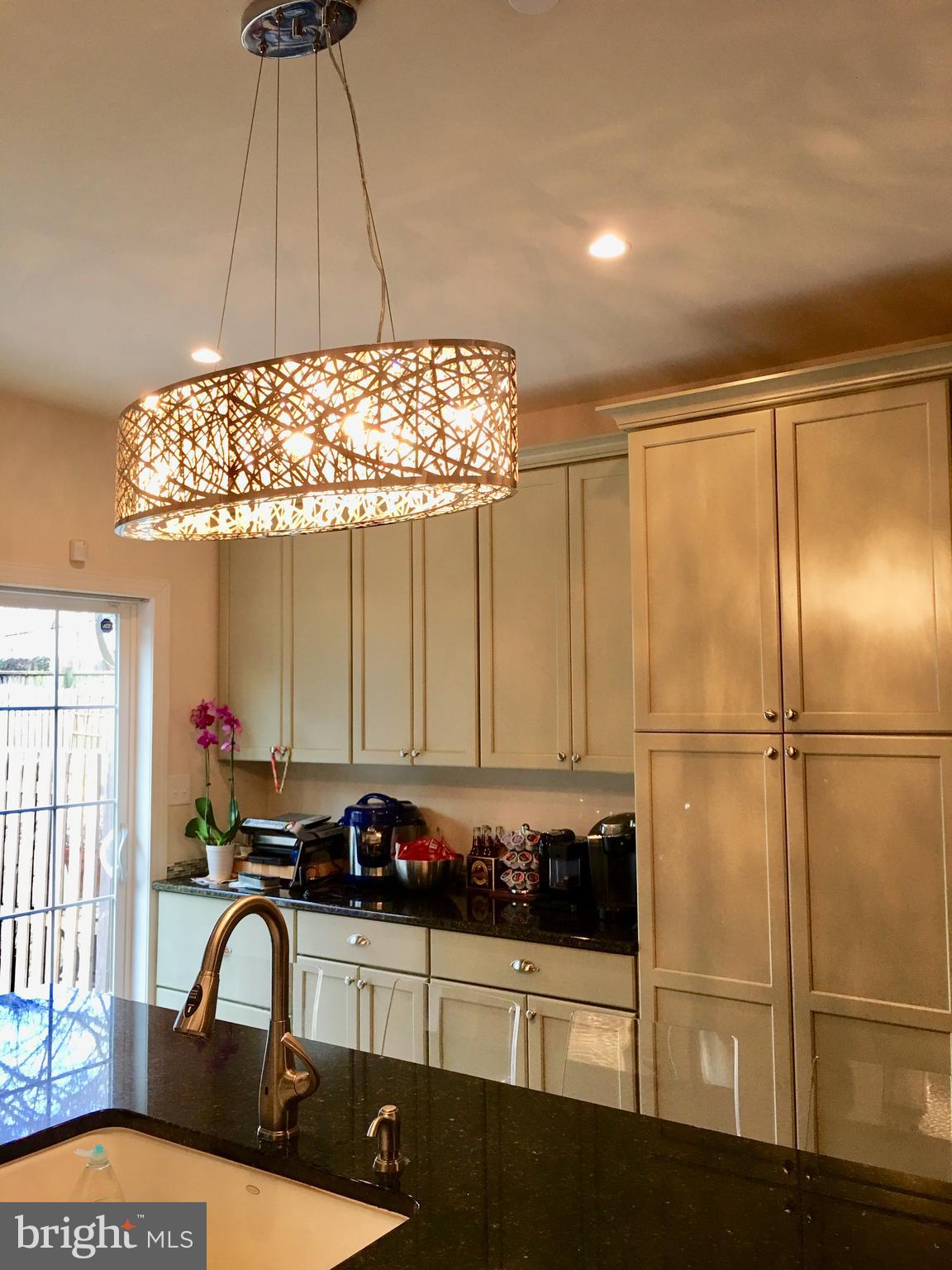 CHESTNUT HILL - Residential Lease