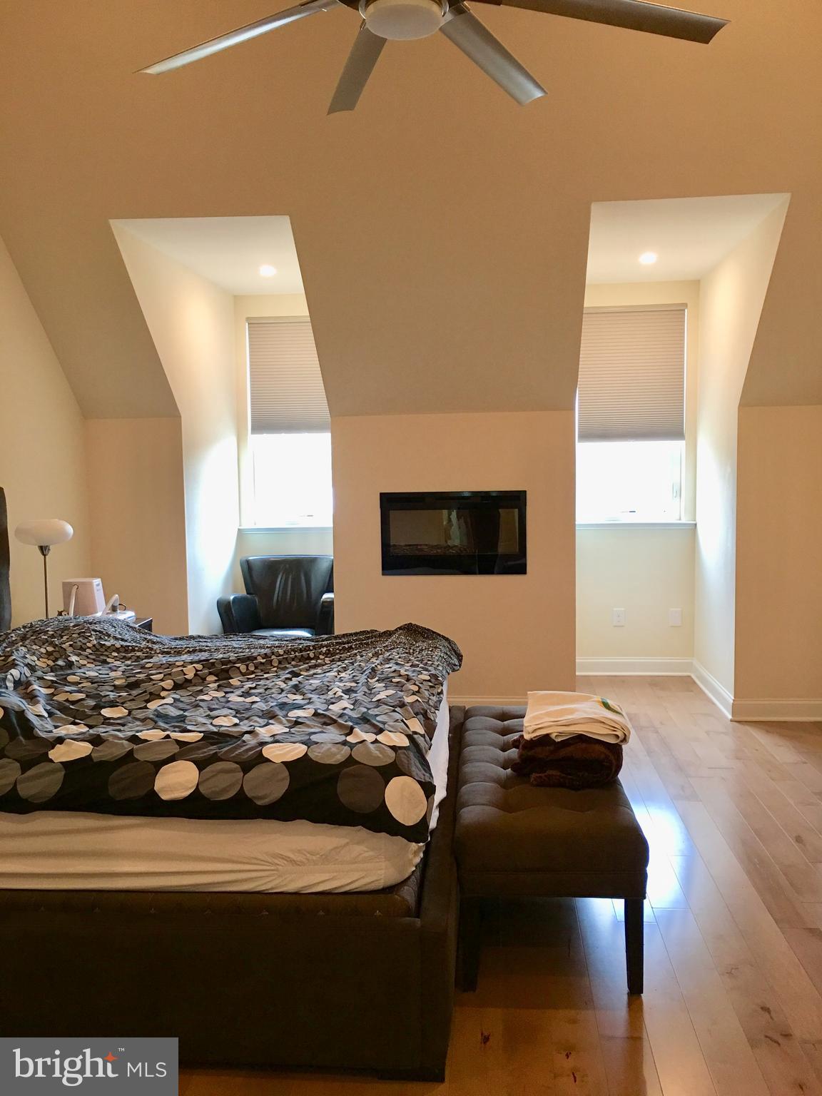 CHESTNUT HILL - Residential Lease