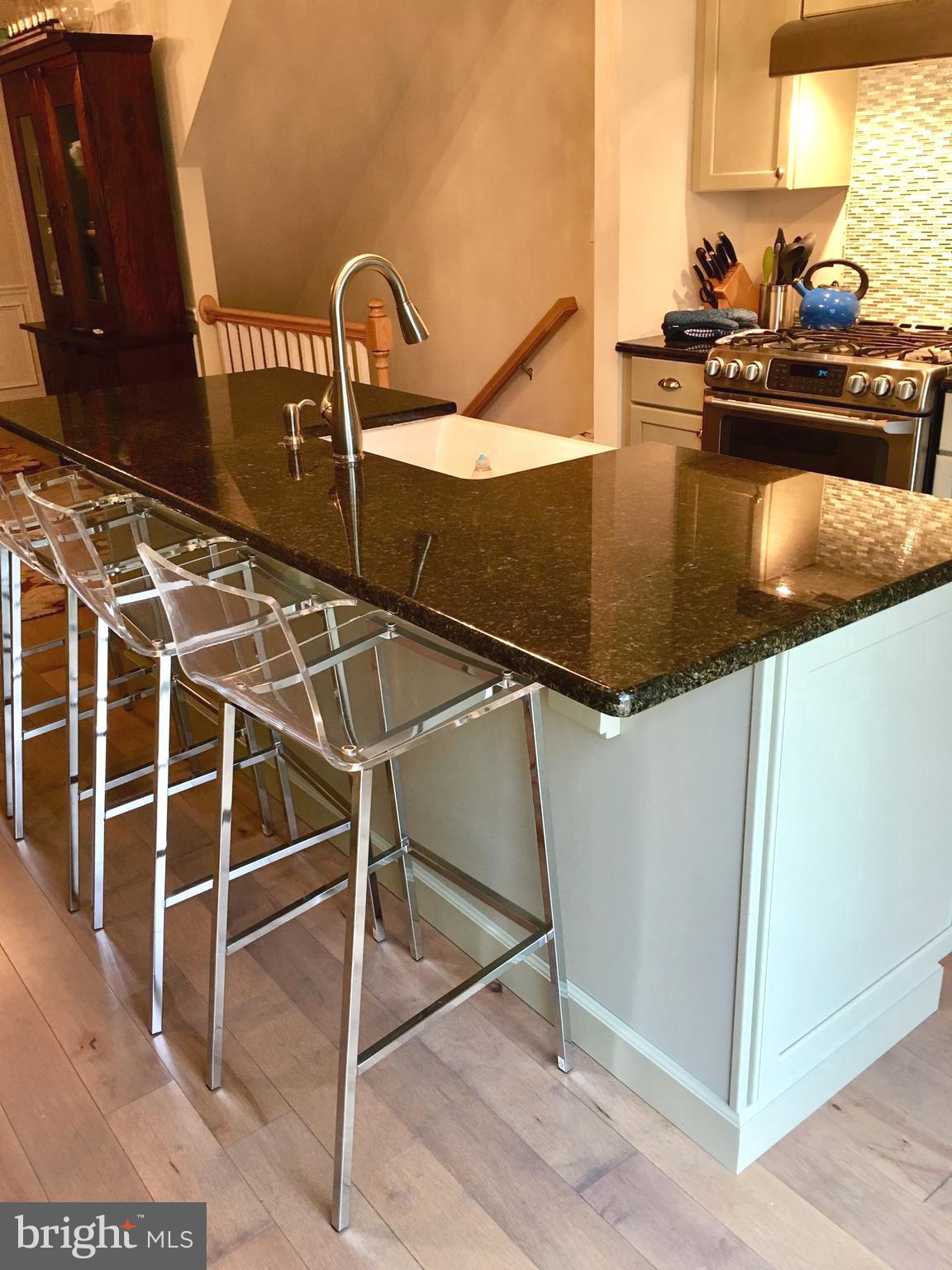 CHESTNUT HILL - Residential Lease