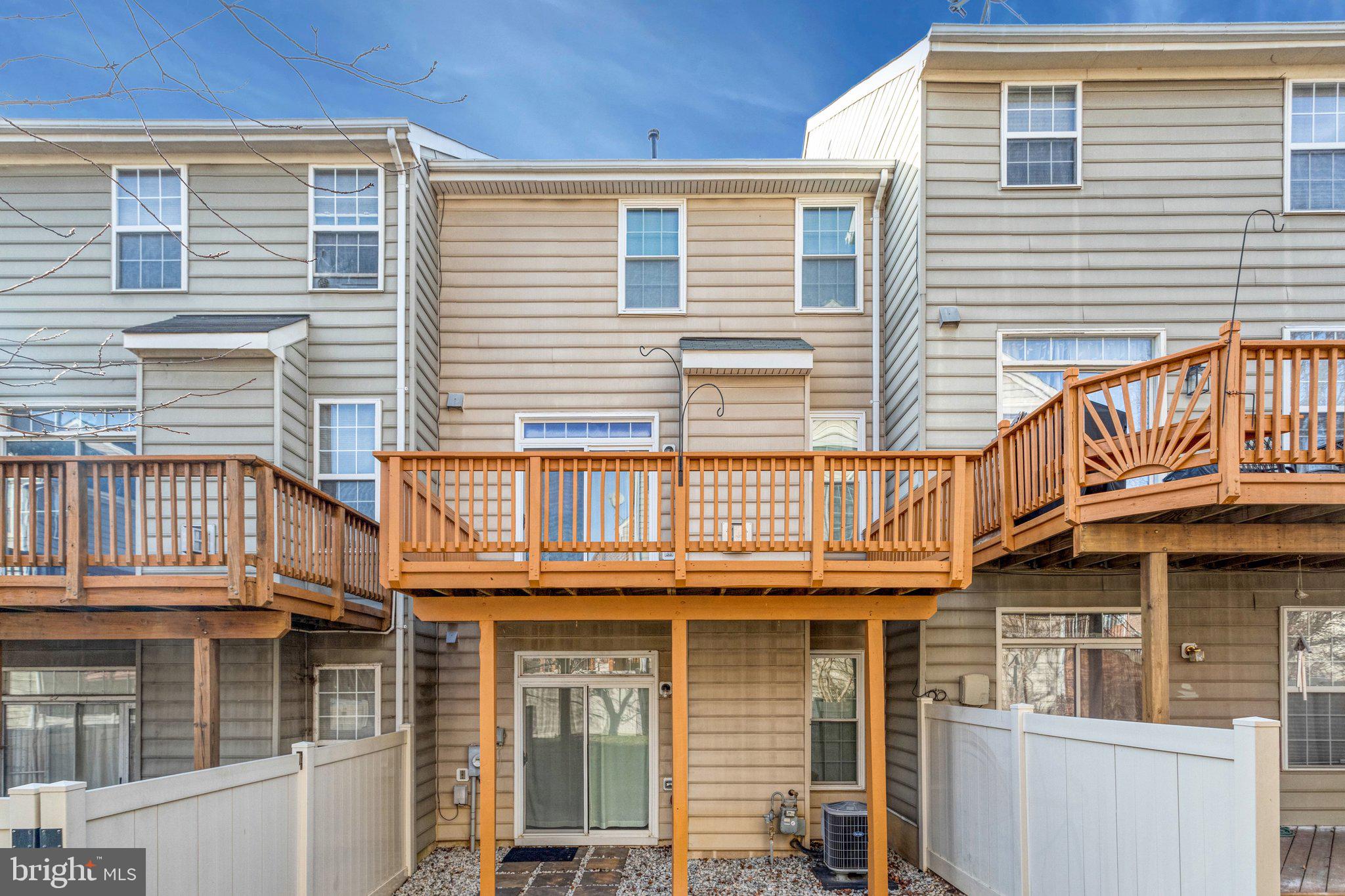 BELMONT CENTER - Residential