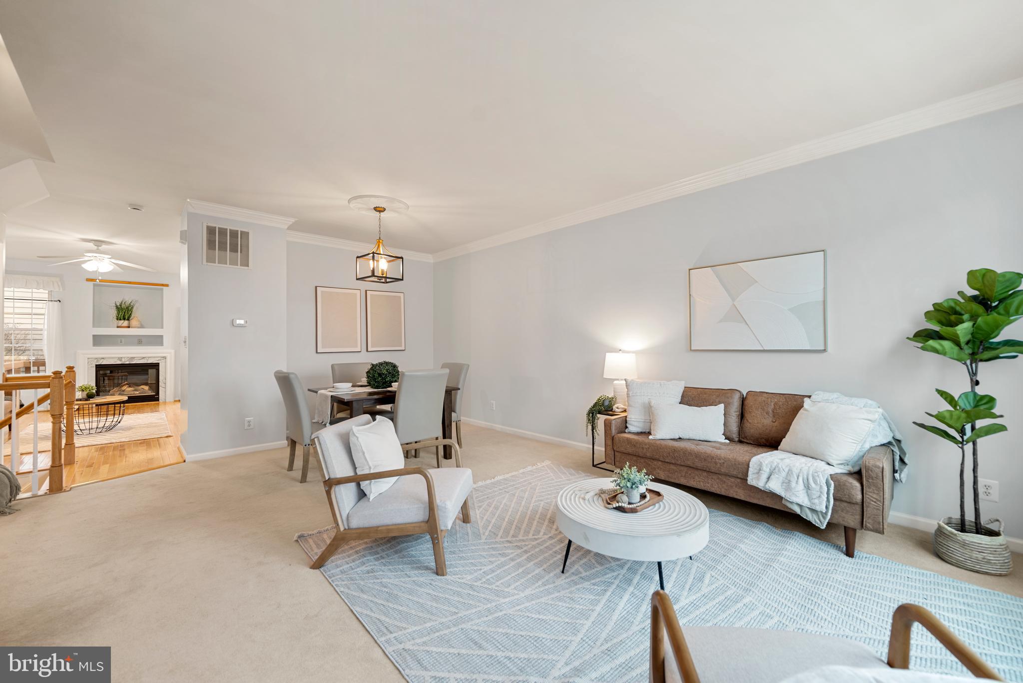 BELMONT CENTER - Residential