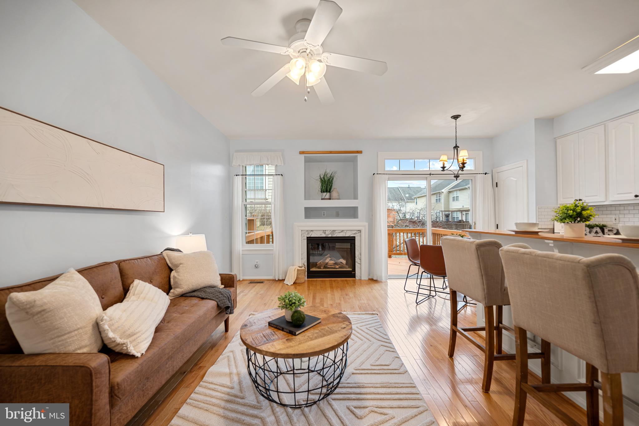 BELMONT CENTER - Residential