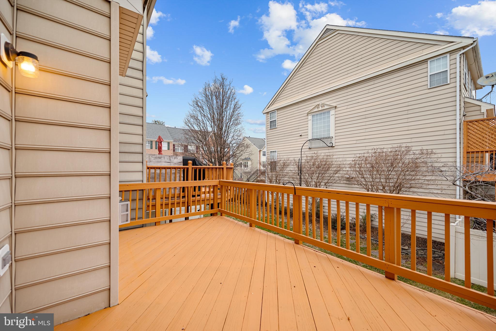 BELMONT CENTER - Residential