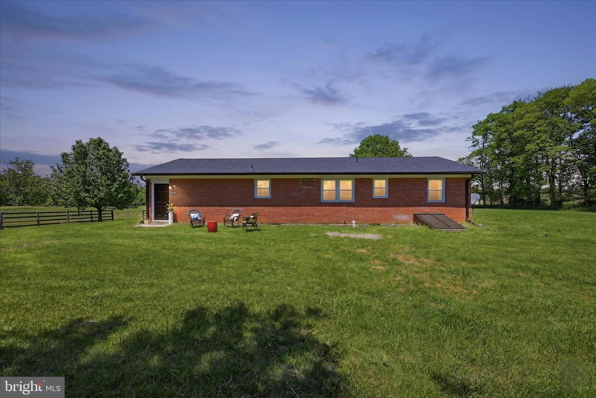 1381 LEETOWN ROAD
