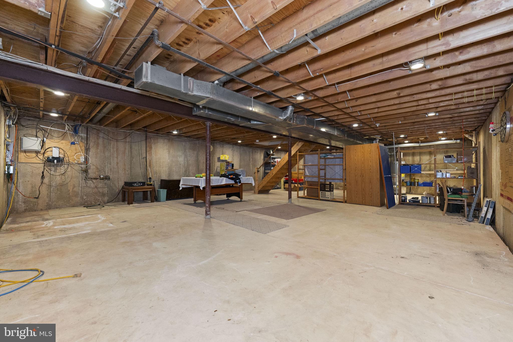 SUNSET MEADOWS - Residential