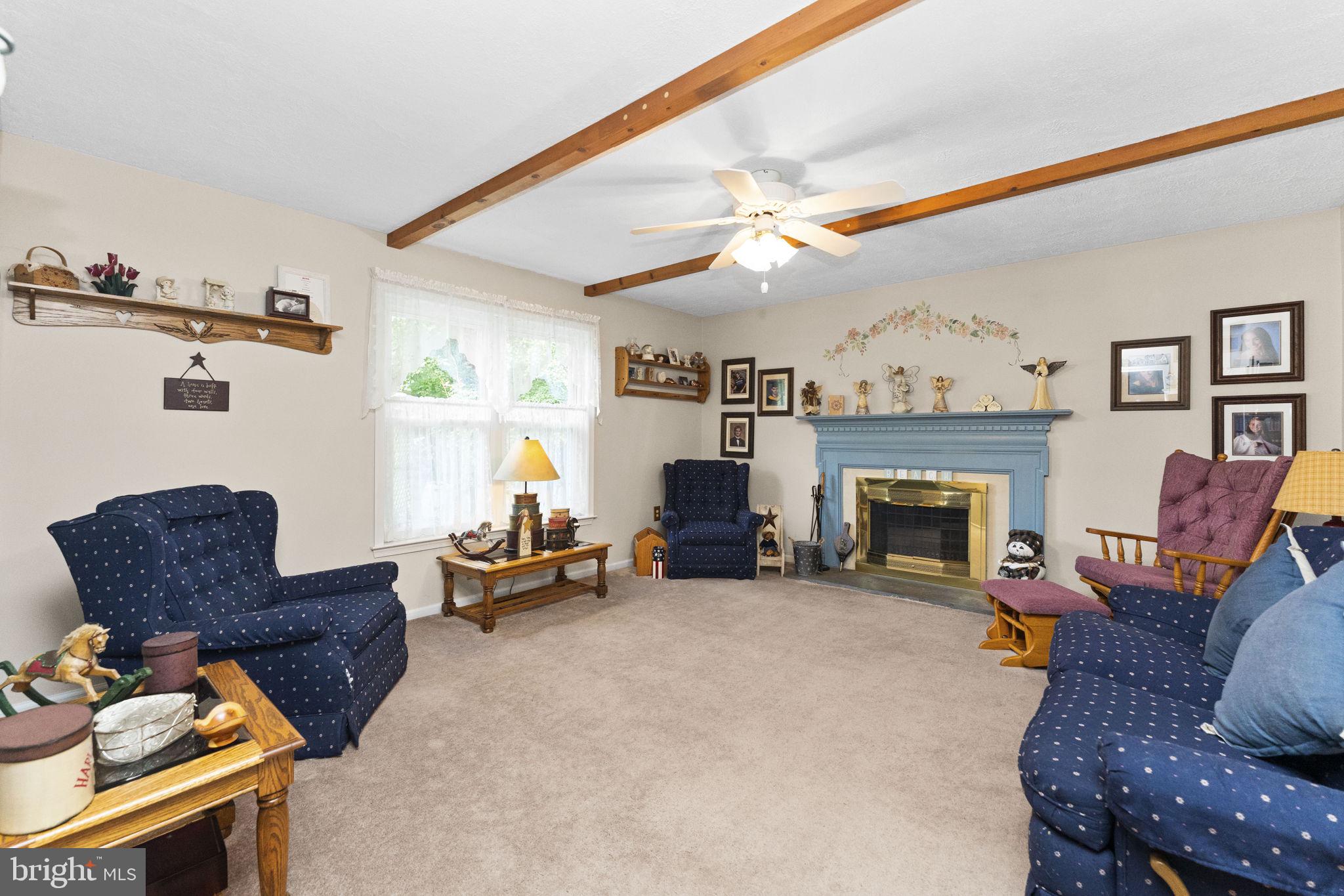 SUNSET MEADOWS - Residential