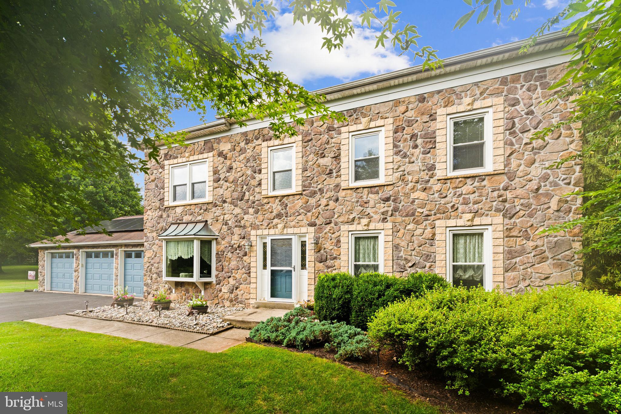 SUNSET MEADOWS - Residential