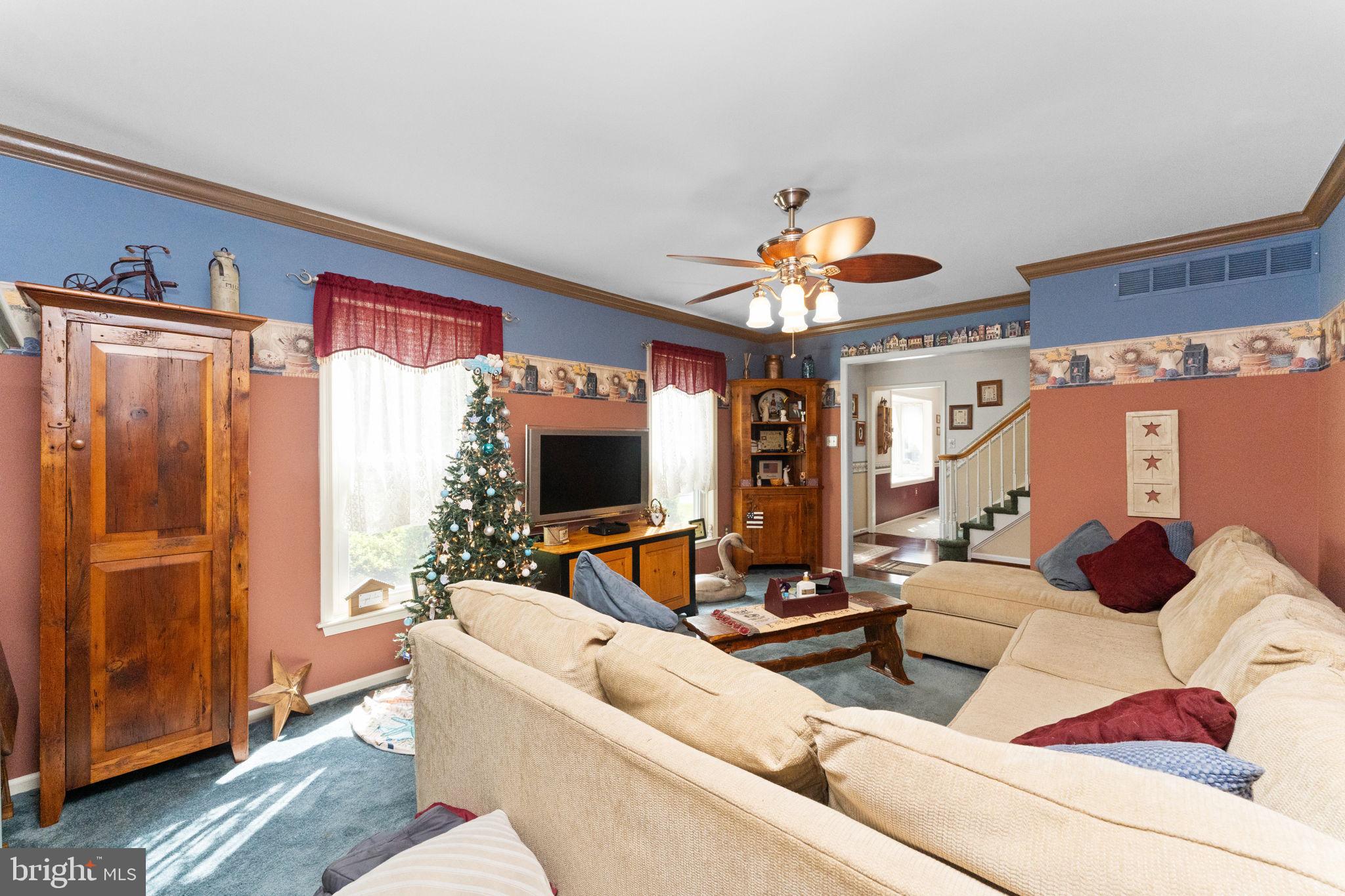 SUNSET MEADOWS - Residential