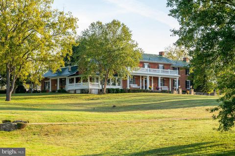 1787 LIGHT HORSE LANE DELAPLANE VA 20144