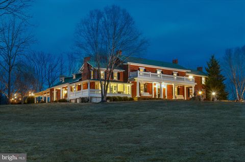 1787 LIGHT HORSE LANE DELAPLANE VA 20144