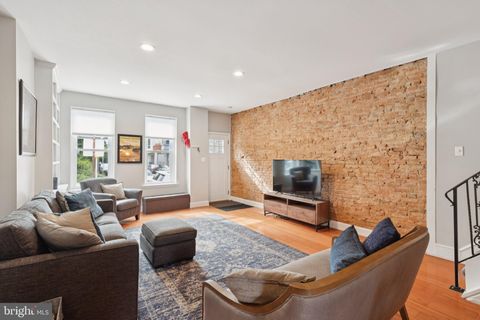 157 W SALAIGNAC STREET PHILADELPHIA PA 19128