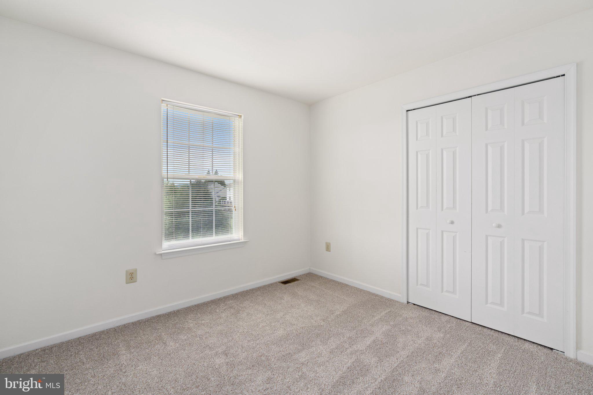 VICTORIA VILLAGE - Residential