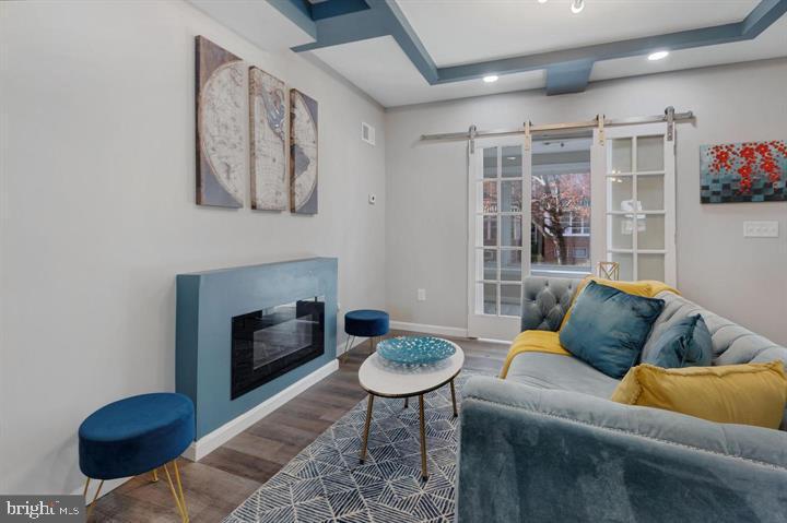 WAVERLY - Residential Lease