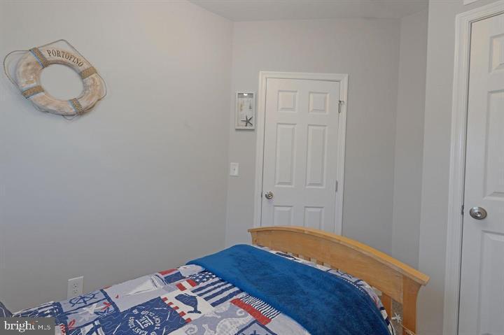 WAVERLY - Residential Lease