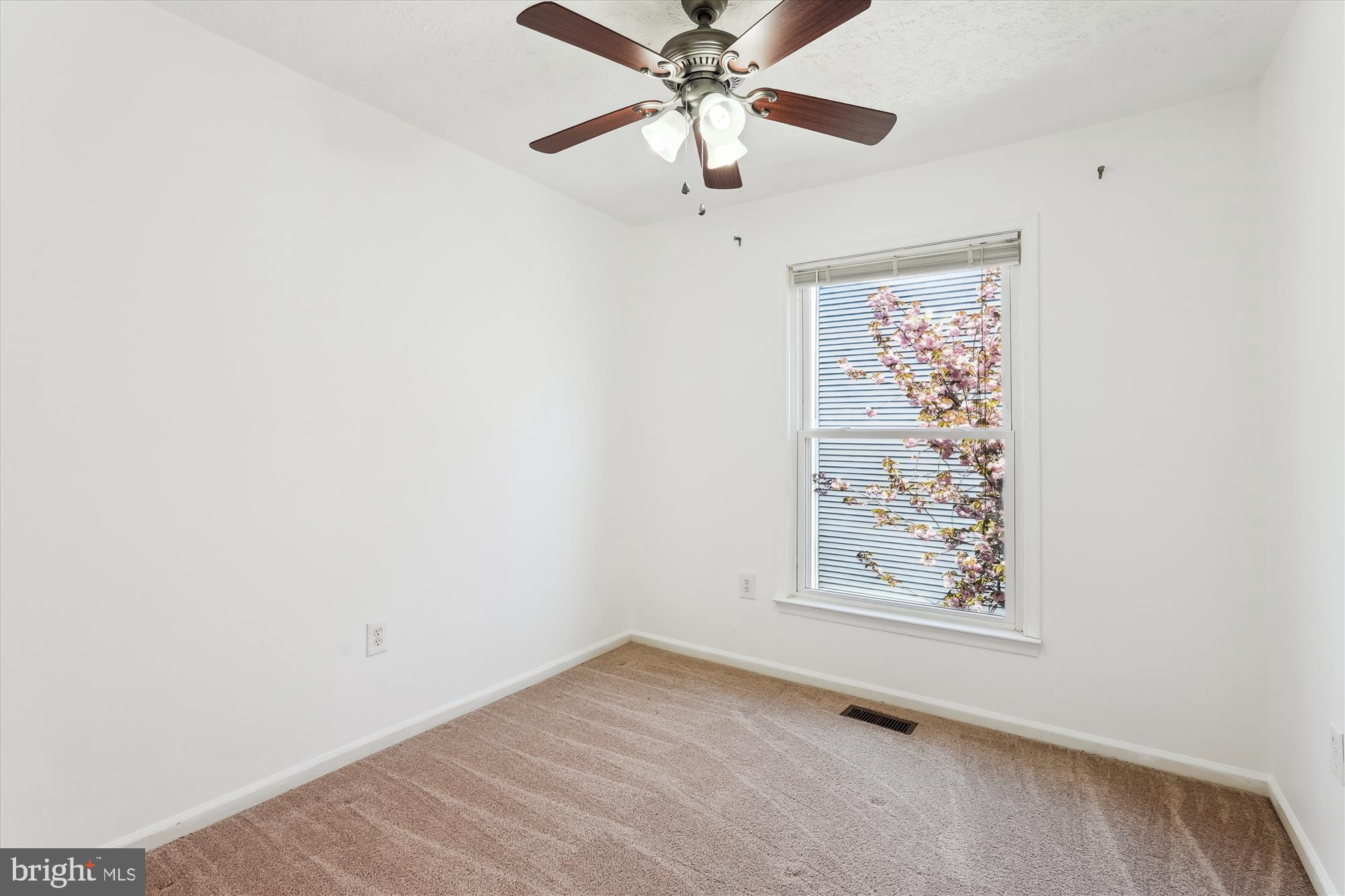 CHURCHILL TOWN SECTOR - Residential