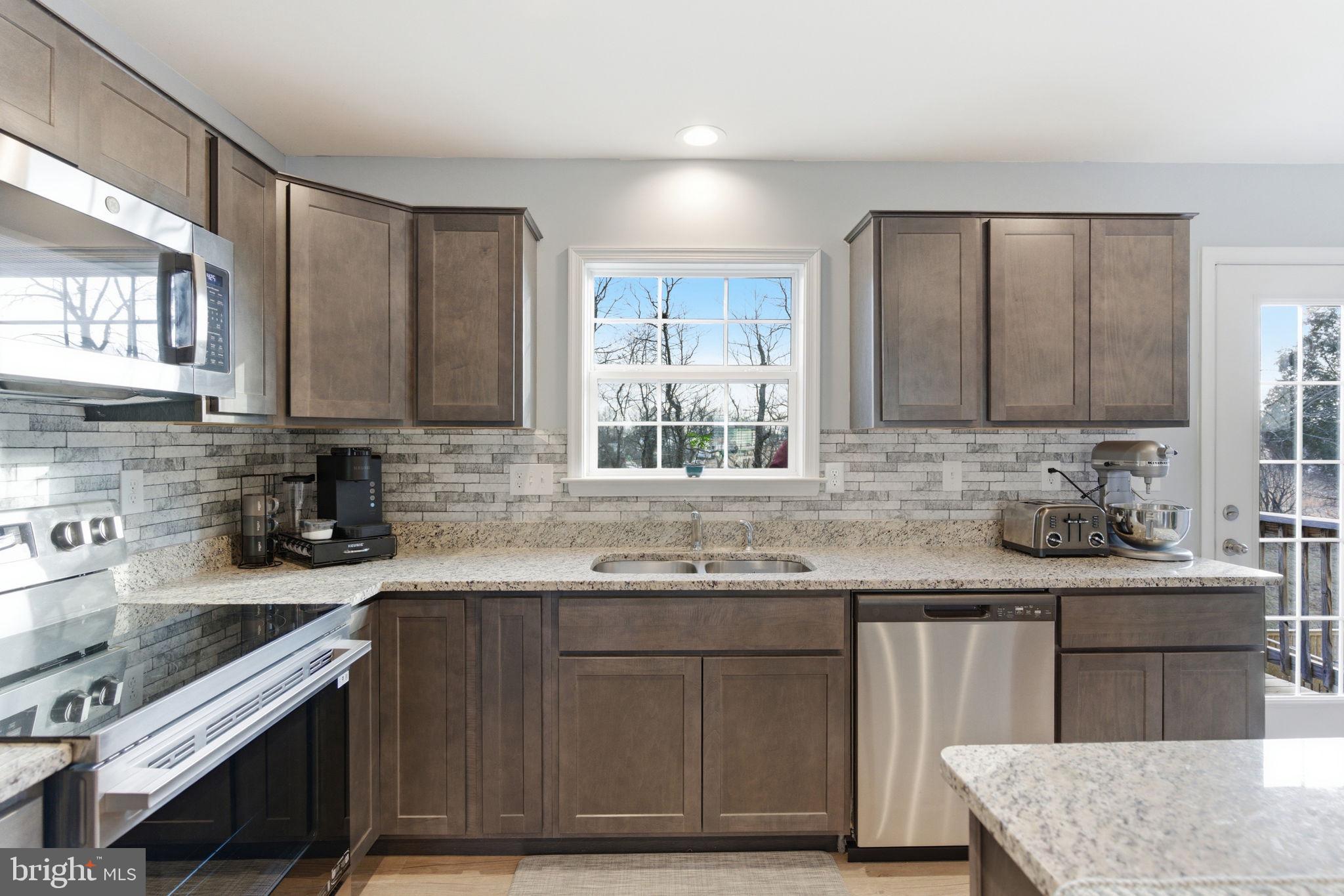 BRIDLE CREEK - Residential