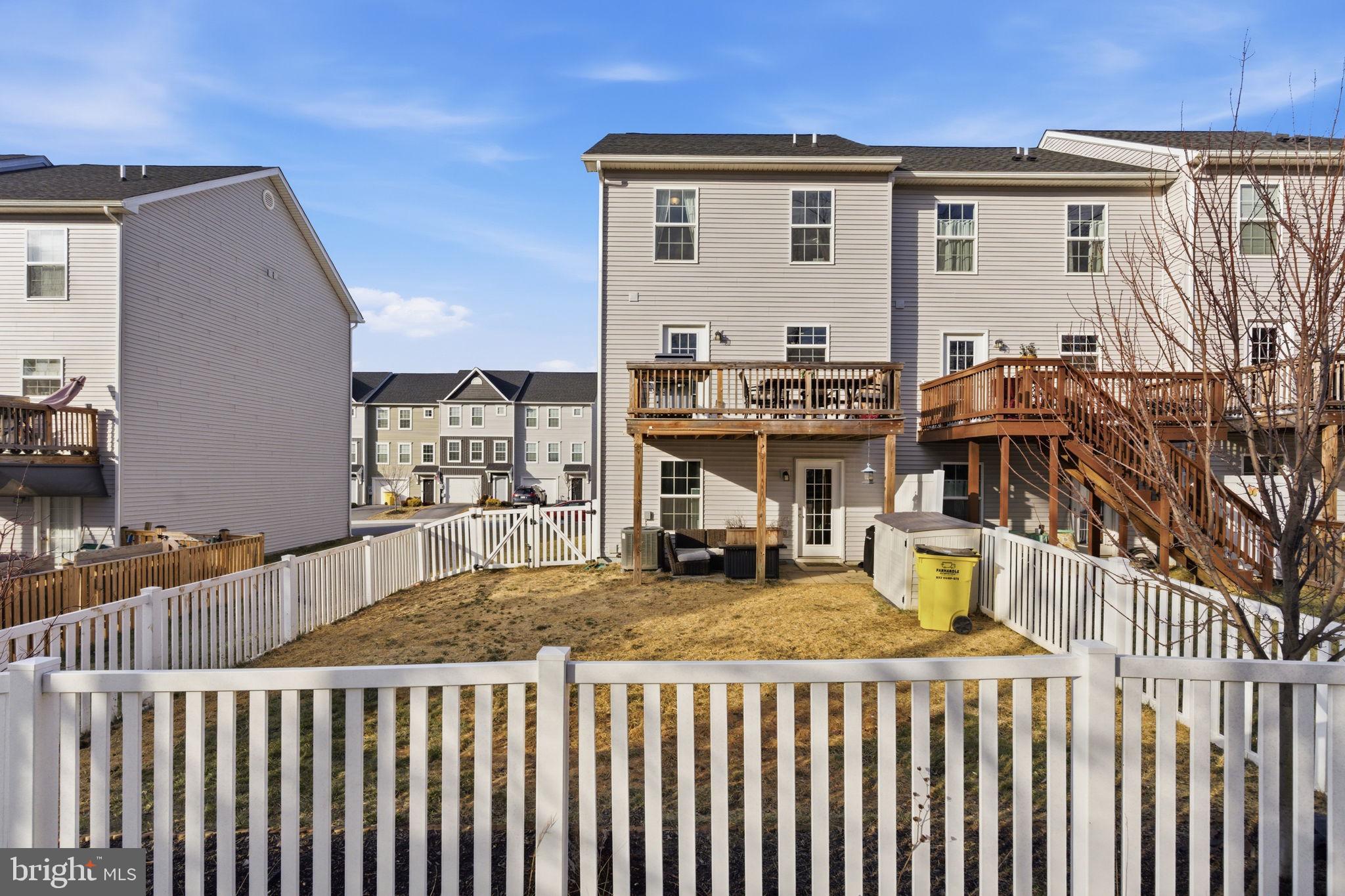 BRIDLE CREEK - Residential