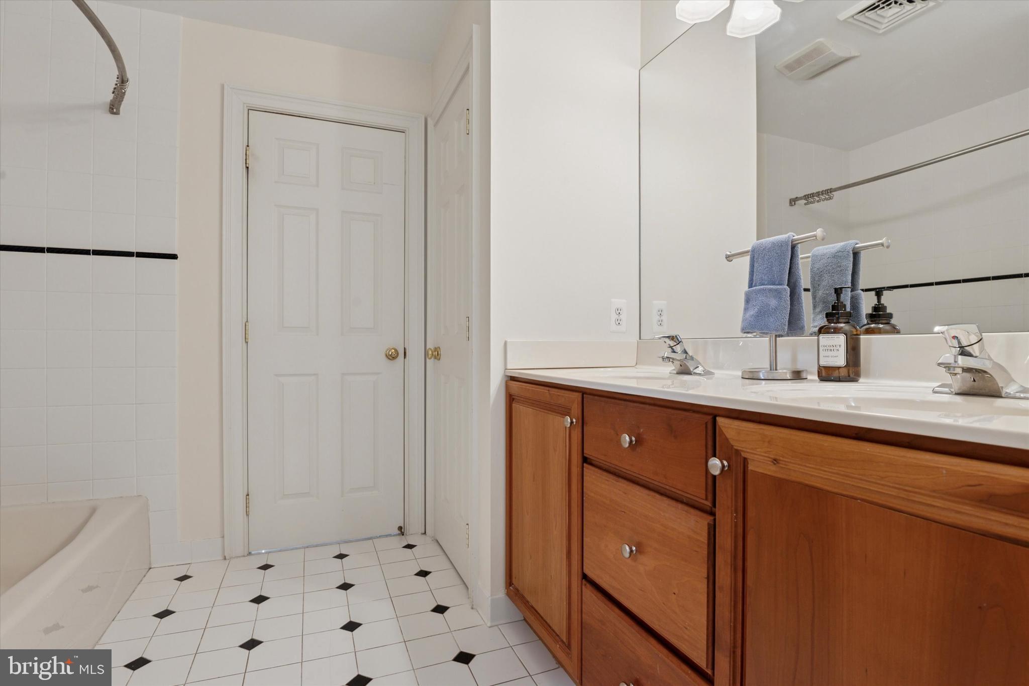 OSBORNE PLACE - Residential