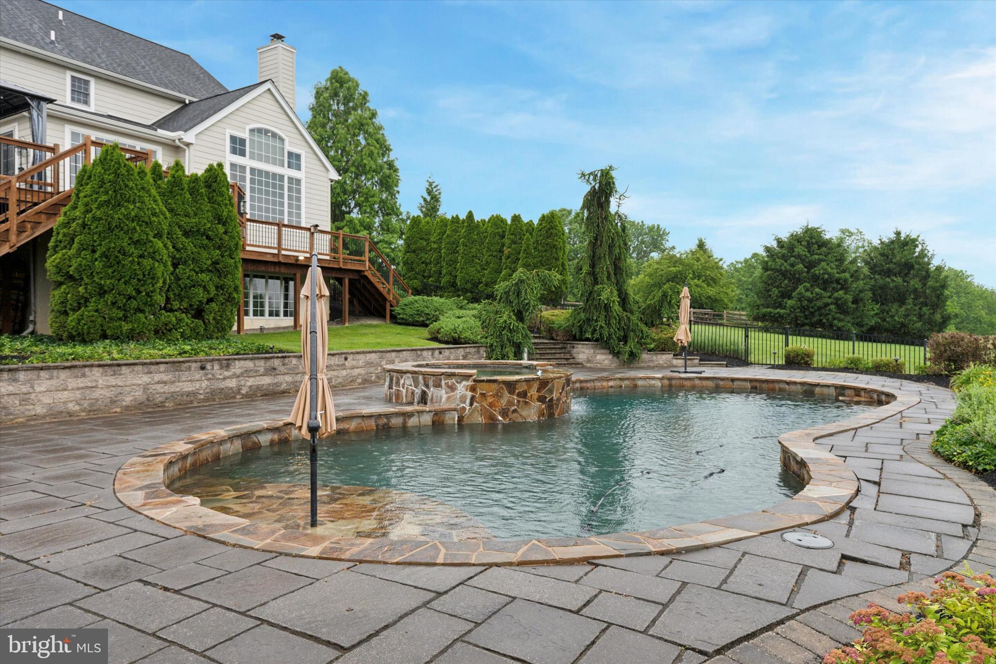 OSBORNE PLACE - Residential