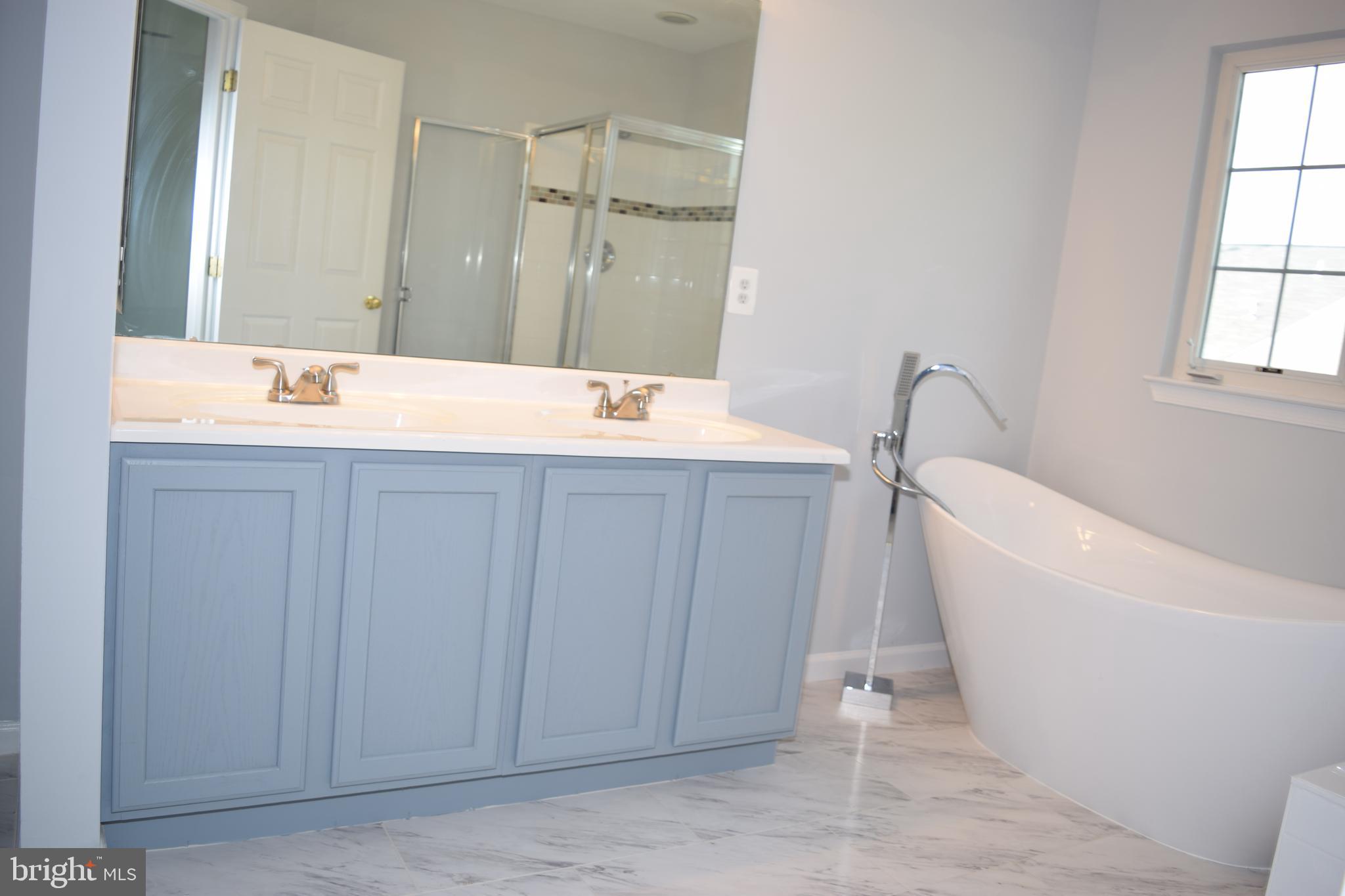 VISTA GARDENS PLAT 1> - Residential