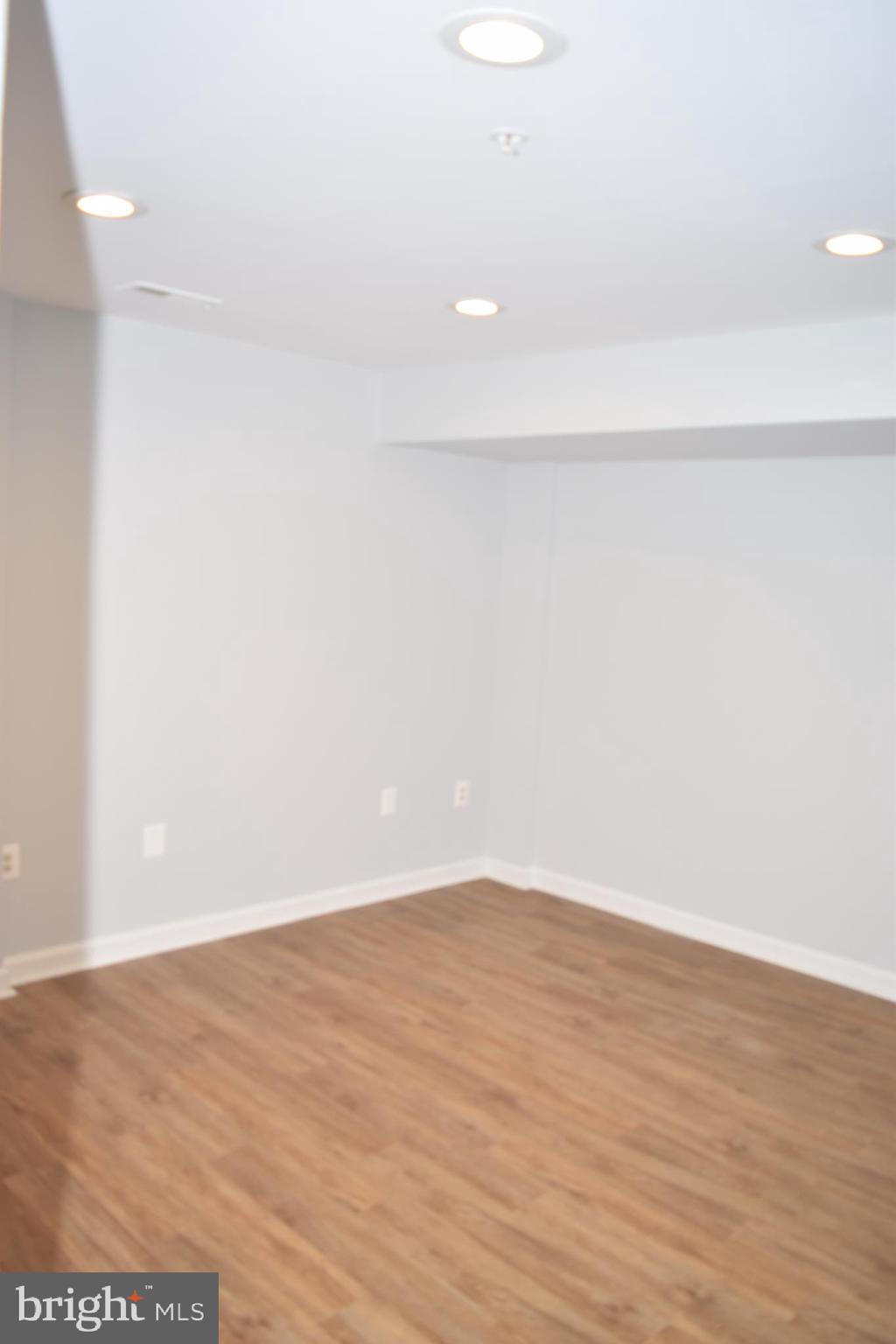 VISTA GARDENS PLAT 1> - Residential