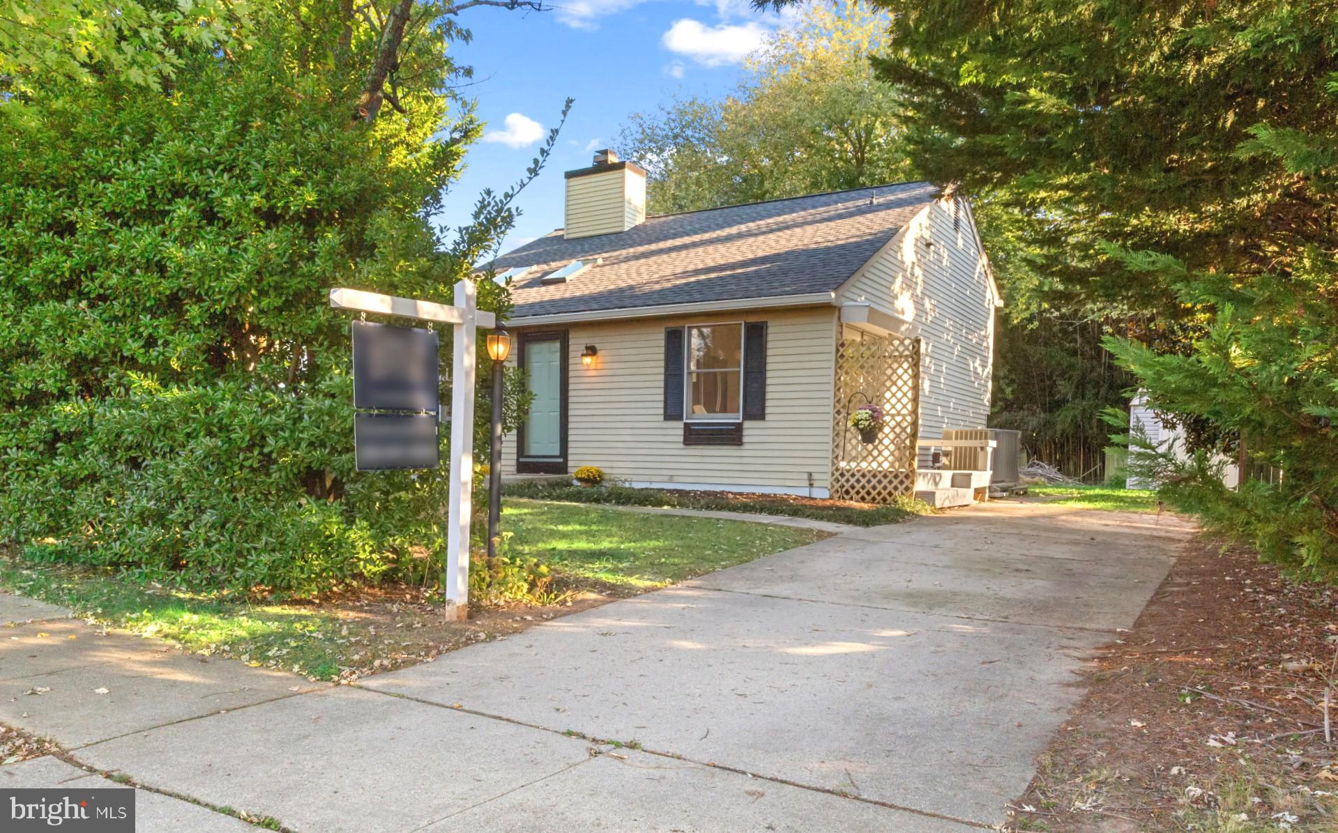 REVELL DOWNS - Residential