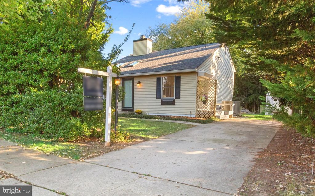 Photo of 1641 Cananaro Drive, ANNAPOLIS, MD 21409 (MLS # MDAA2129084)