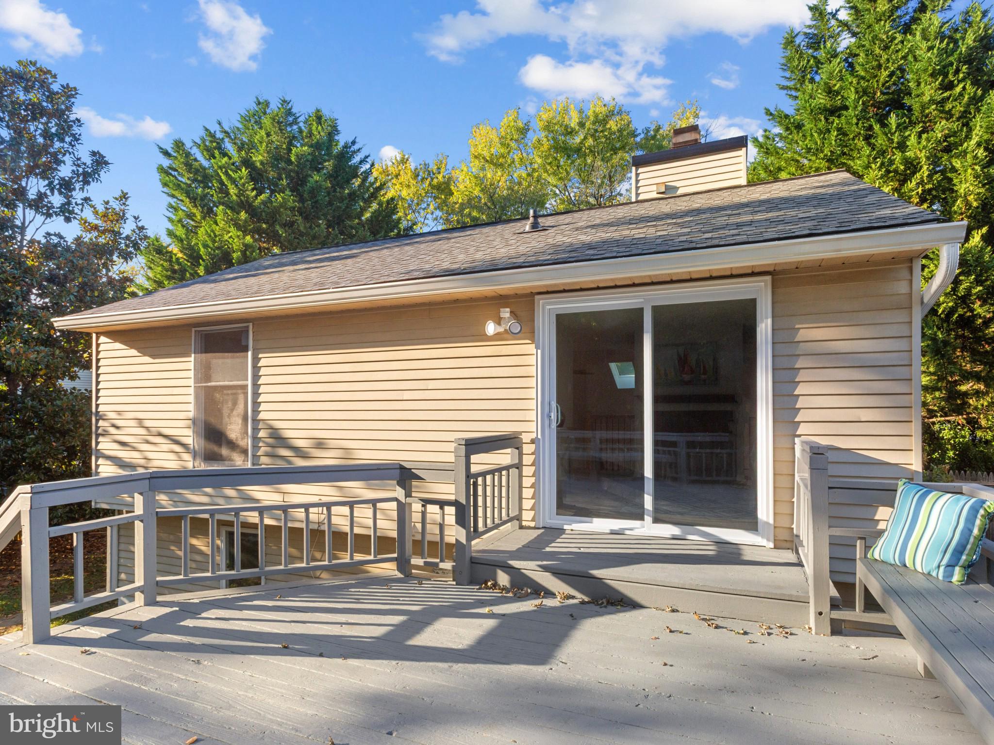 REVELL DOWNS - Residential