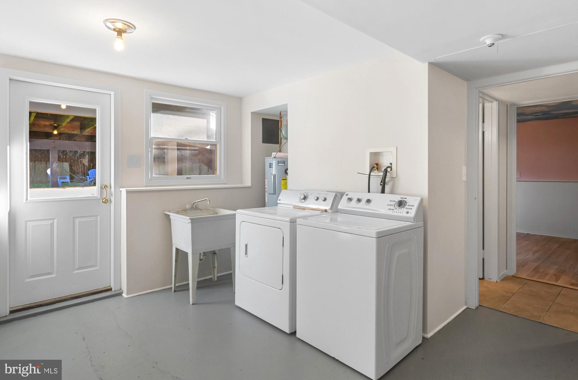 REVELL DOWNS - Residential
