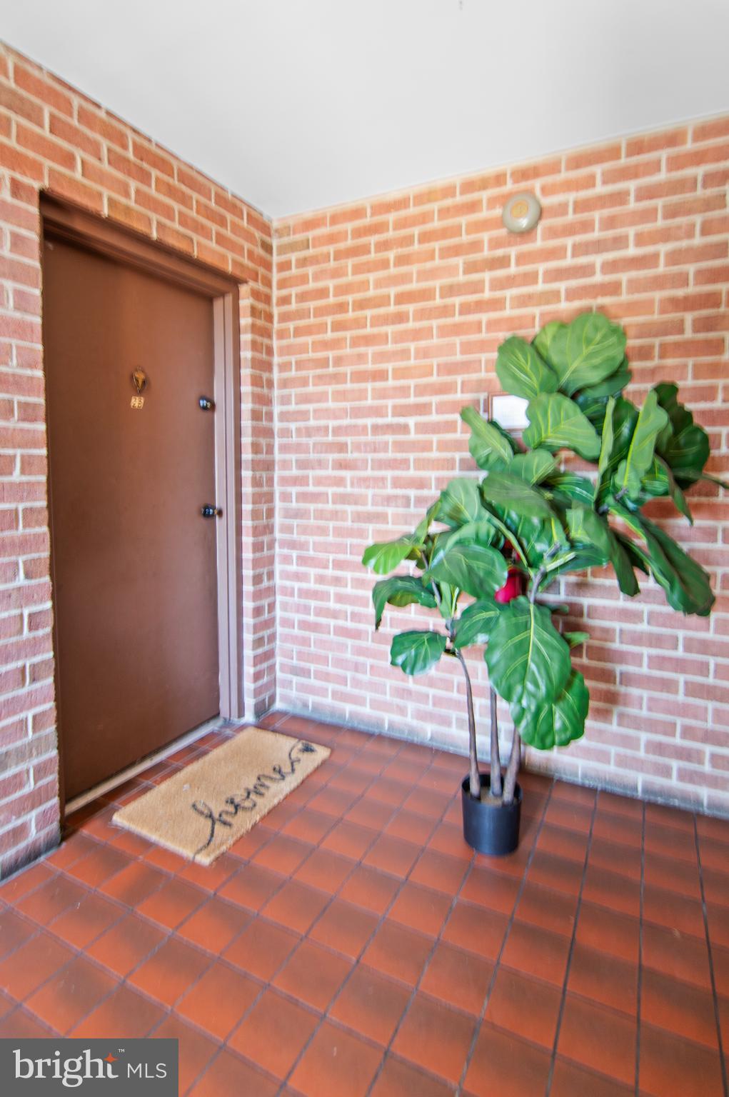 SUN VALLEY CONDOMINIUMS - Residential