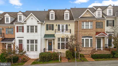 Photo of 1222 Gaither Road, ROCKVILLE, MD 20850 (MLS # MDMC2204922) Photo of 1222 Gaither Road, ROCKVILLE, MD 20850 (MLS # MDMC2204922)