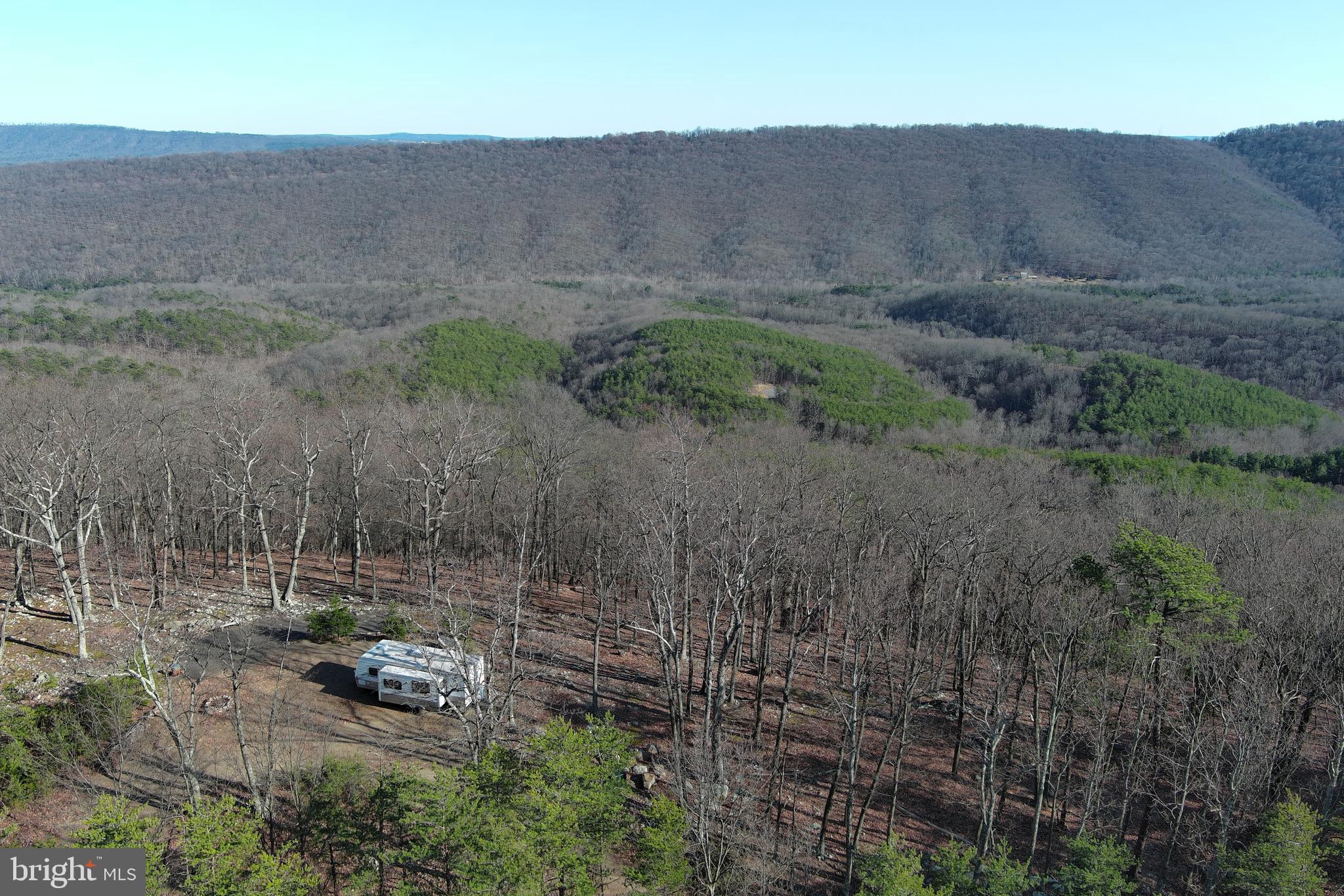 BLUFFS ON THE POTOMAC - Land