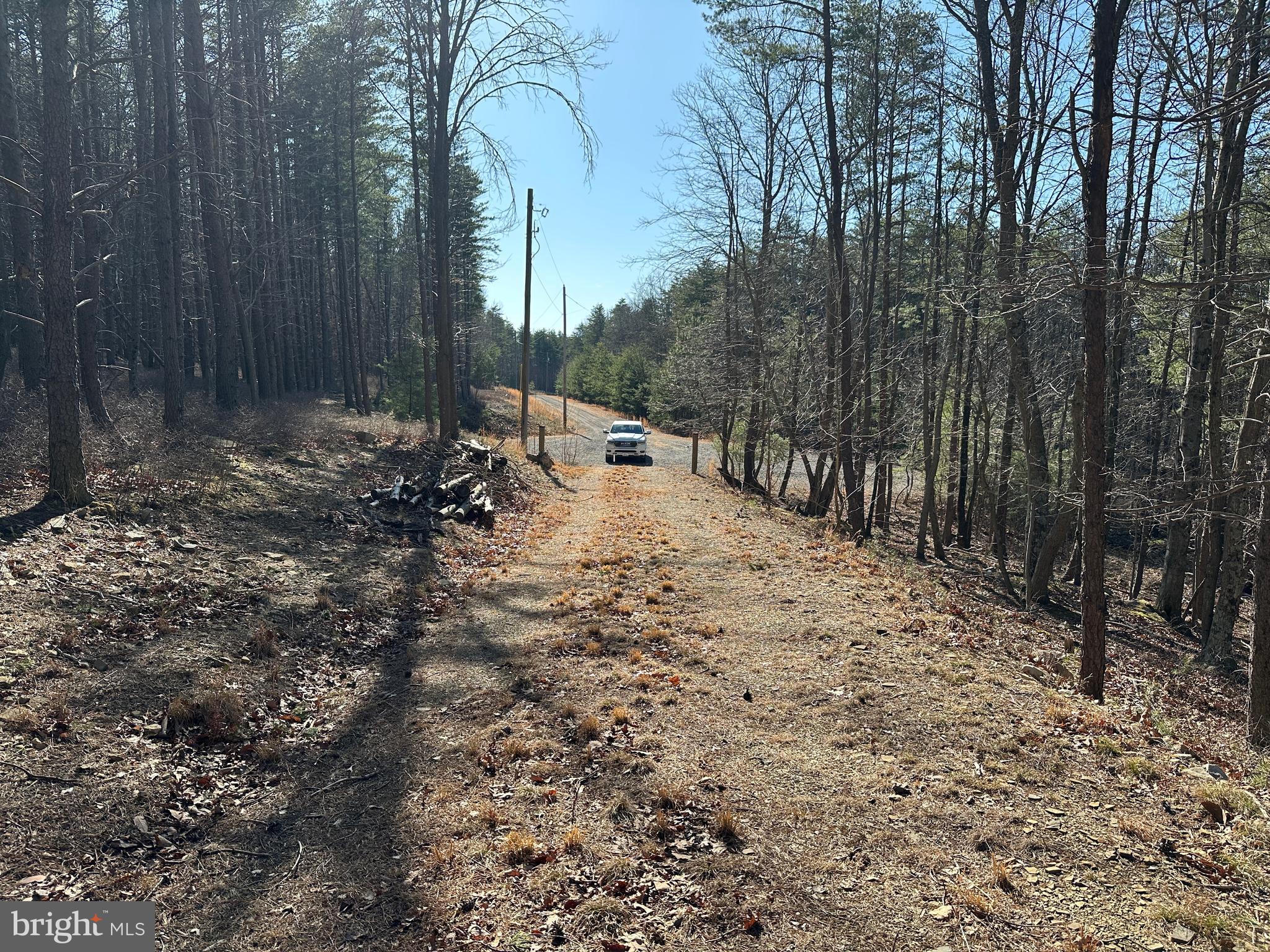 BLUFFS ON THE POTOMAC - Land