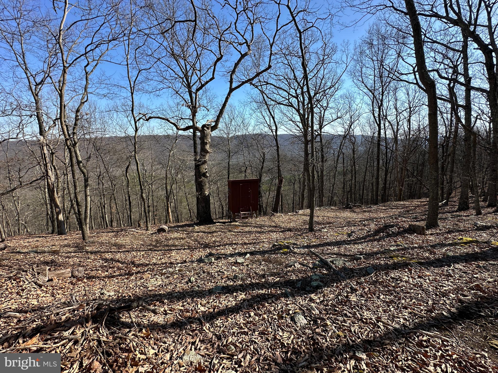 BLUFFS ON THE POTOMAC - Land